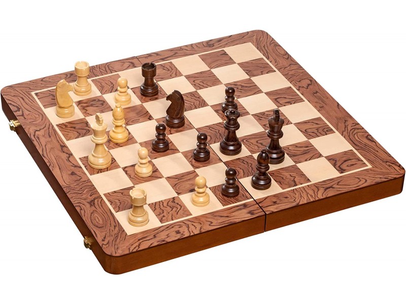 Ξύλινο τάβλι- Σκάκι (διάσταση 48.5 Χ 48.5 εκ.) μαζί με πούλια και πιόνια μέ ύψος 8.8 εκ.