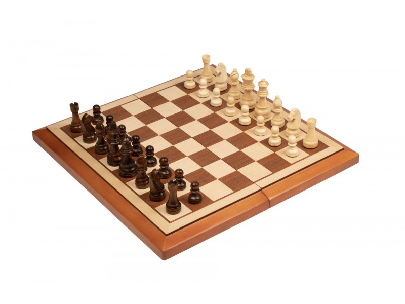 Σπαστή σκακιέρα με ξύλινα πιόνια και μαγνητικο κλείσιμο