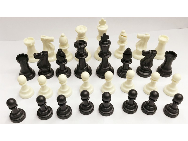 Ξύλινη σκακιέρα σπαστή 50 Χ 50 εκ. μαζί με σέτ πλαστικά πιόνια χωρίς βάρος , με τσόχα στην βάση και με ύψος βασιλιά 9.5 εκ.