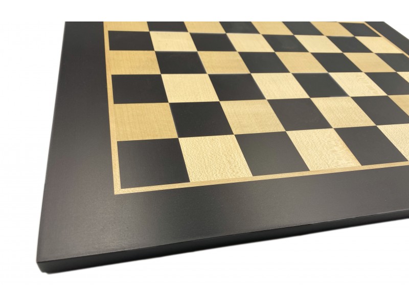 Σκακιέρα ξύλινη σε πλακέτα 50 Χ 50 εκ 