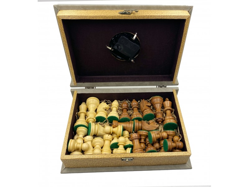 Κασετίνα φύλαξης γίγας δερματίνη γκρί με ρολόι  για σετ σκακιστικά πιόνια - Διάσταση:  30 Χ 20 Χ 12 εκ.