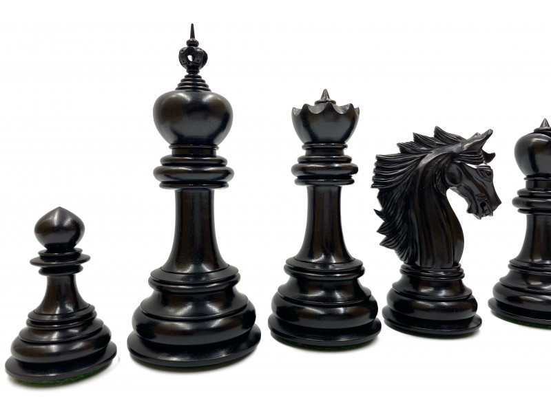 Dubliner πιόνια και ύψος βασιλιά 12.7 εκ. μαζί με Deluxe σκακιέρα καρυδιά Ferrer 60 X 60 εκ.