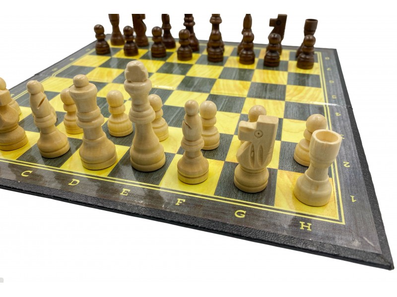Σκάκι ταξιδίου  με σπαστή σκακιέρα και ξύλινα πιόνια