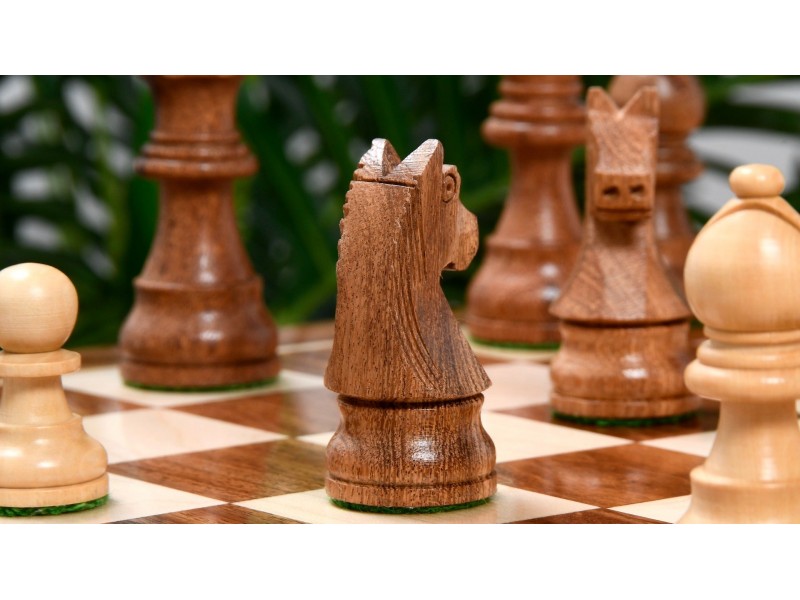 Σκακιέρα ξύλινη 50 Χ 50 εκ. & Ξύλινα πιόνια German staunton με ύψος βασιλιά 9.5 εκ & πουγκί φύλαξης