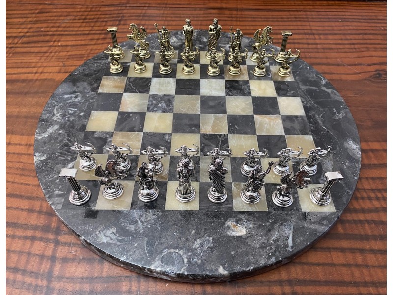 Σκακιέρα από όνυχα στρογγυλή (μαυρόασπρη) με διάμετρο 35 εκ 