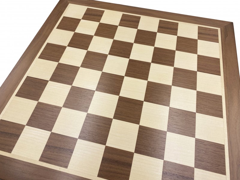 Σκακιέρα ξύλινη καρυδιά πλακέτα 50 Χ 50 εκ.  (χωρίς συντεταγμένες) 