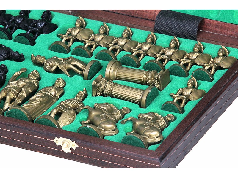 Ξύλινη σπαστή σκακιέρα με πλαστικές ιστορικές φιγούρες - Αρχαία Ελλάδα - 