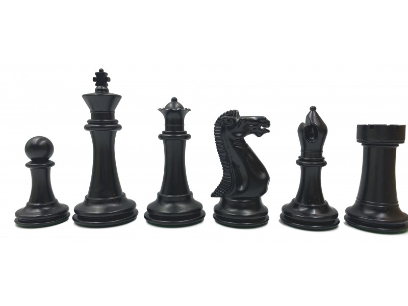 Αγγλικά Staunton με ύψος βασιλιά 9.8 εκ με βάρος και τσόχα & σπαστή σκακιέρα απομίμηση ξύλου 58 Χ 58 εκ.