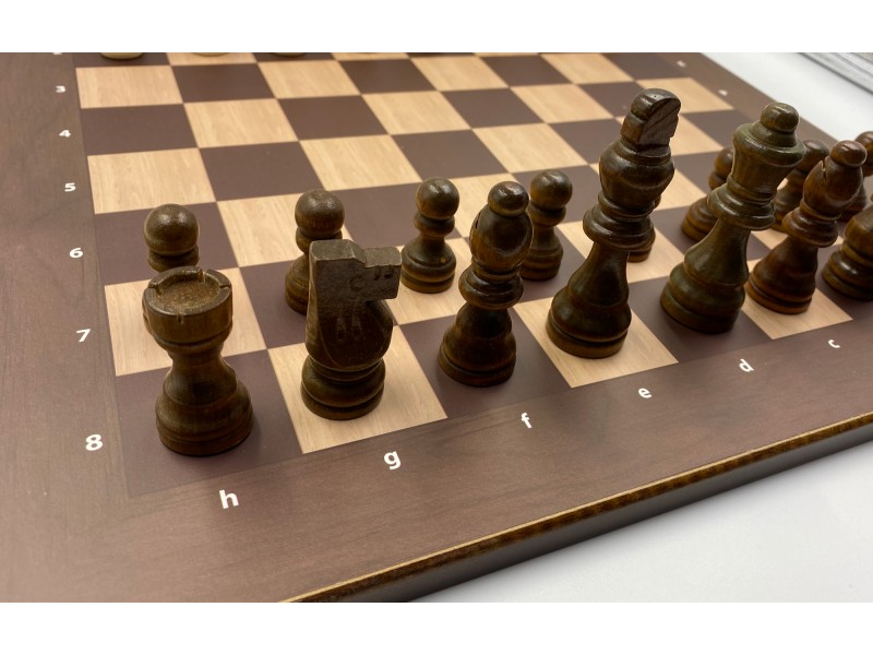 Σκακιέρα ξύλινη πλακέτα τυπωμένη 37 Χ 37 εκ + πιόνια ξύλινα με ύψος βασιλιά 7.6 εκ και κασετίνα φύλαξης